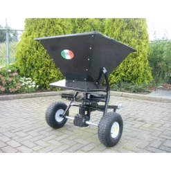 Boxer Zs160 Getrokken Strooier